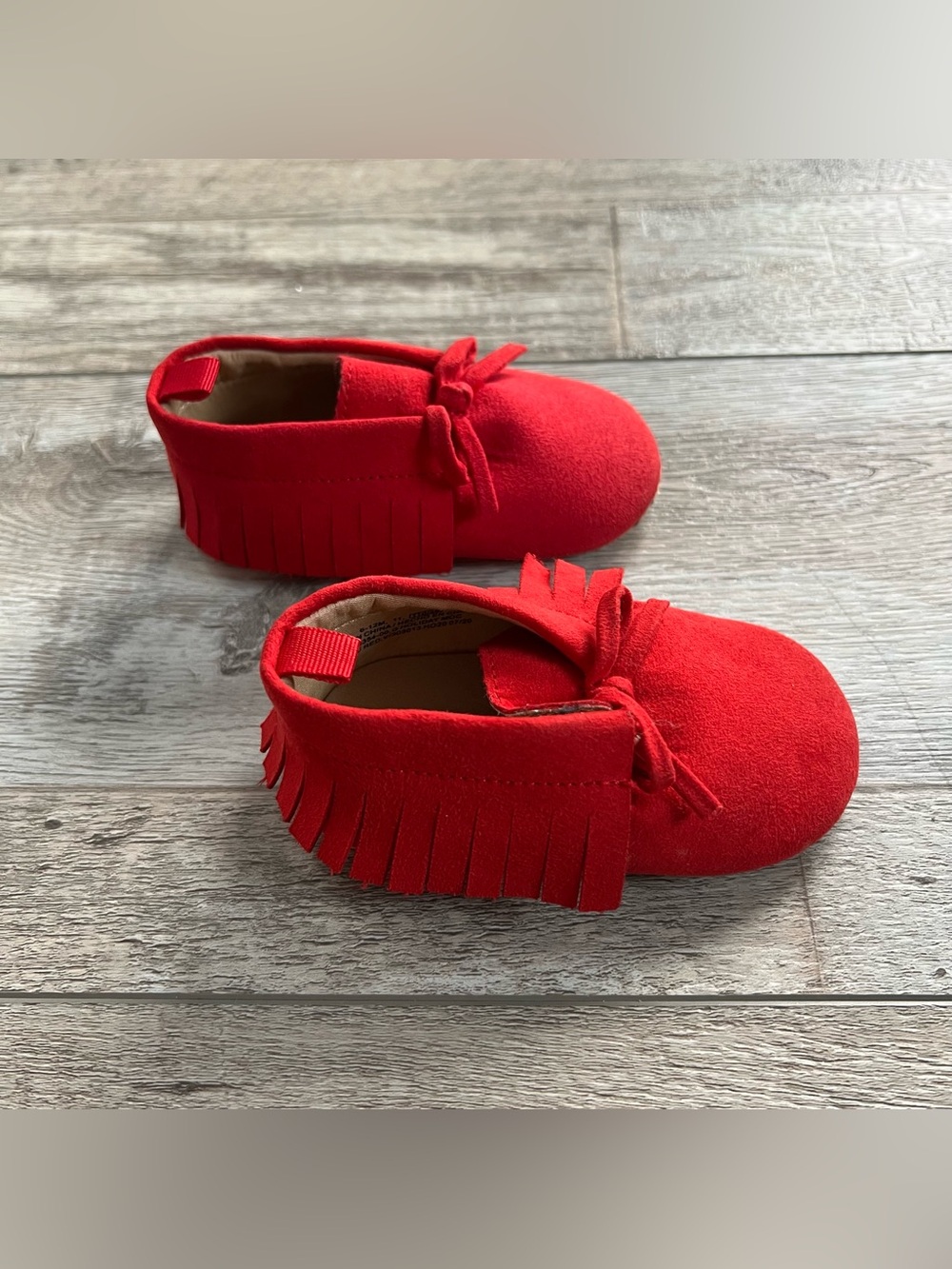 Old Navy Red Fringed Moccasin Baby Shoes Size 6-12 Months